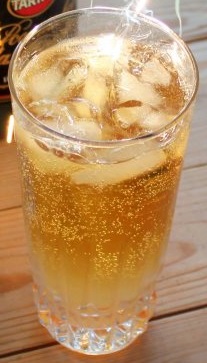 Файл:Апеласьон Кулер (коктейль).jpg