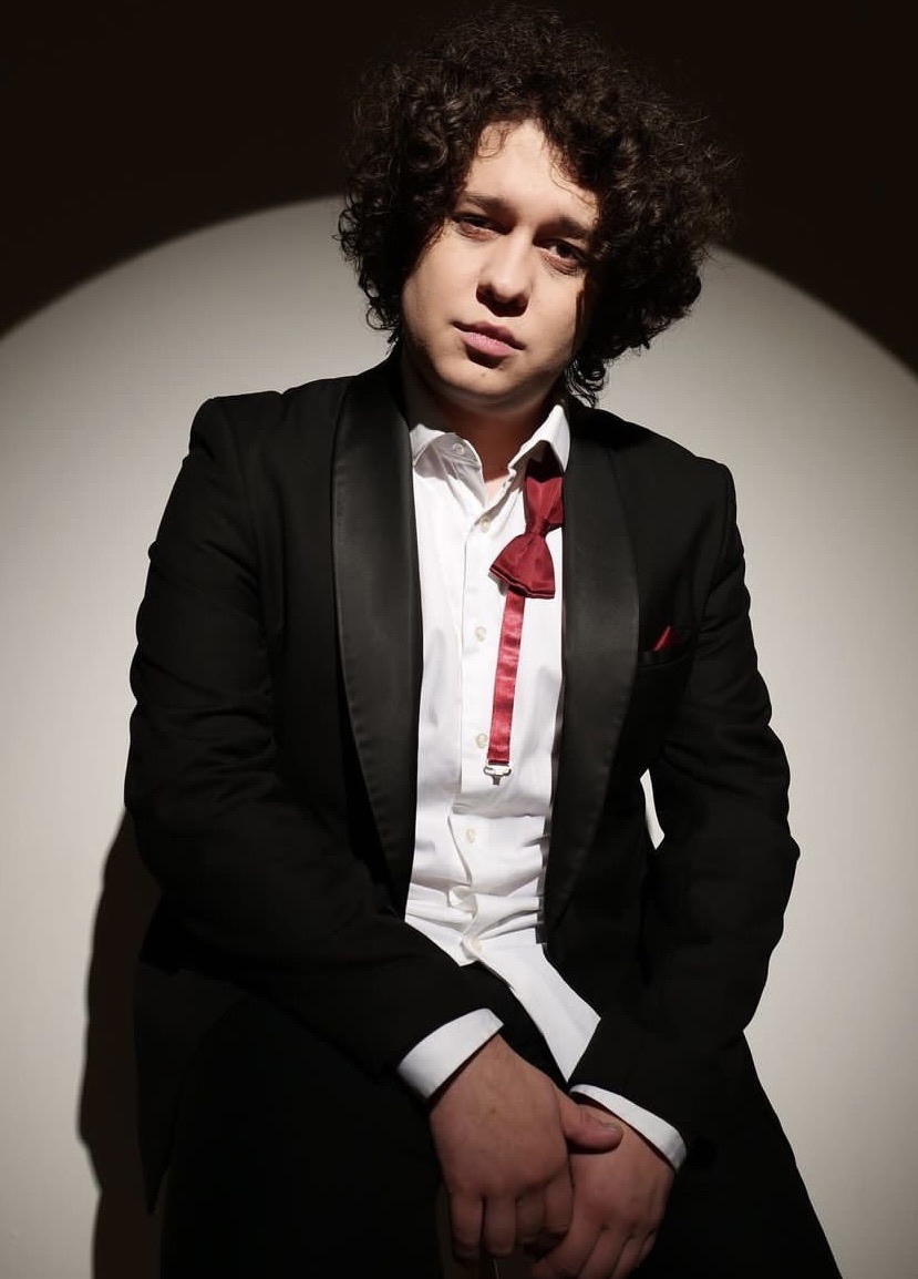 Антон Токарев.jpg