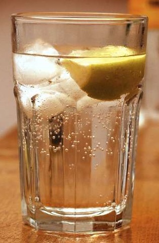 Файл:Джин водка (коктейль).jpg