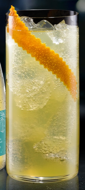 Файл:Лимонная Магия (коктейль).jpg