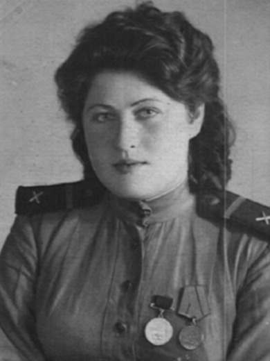 90b1ada1b1ffac3678b274428d0b1aef crop.jpg