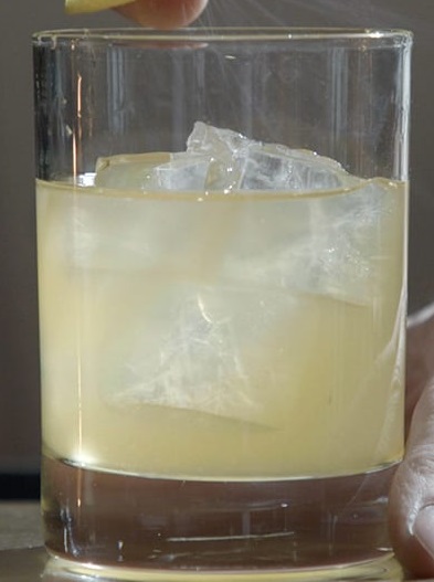 Файл:Kurozatō Seppun (коктейль).jpg