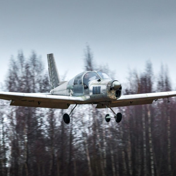 Файл:Дельфин-5 в воздухе.jpg