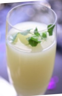 Жаркое лето (коктейль).jpg