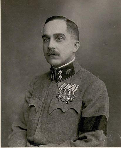 Oblt.Burstyn. (BildID 15513197)1.jpg