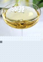 Лилия (коктейль).jpg