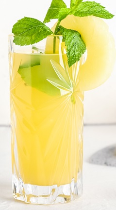 Файл:Тропическая дива (коктейль).jpg