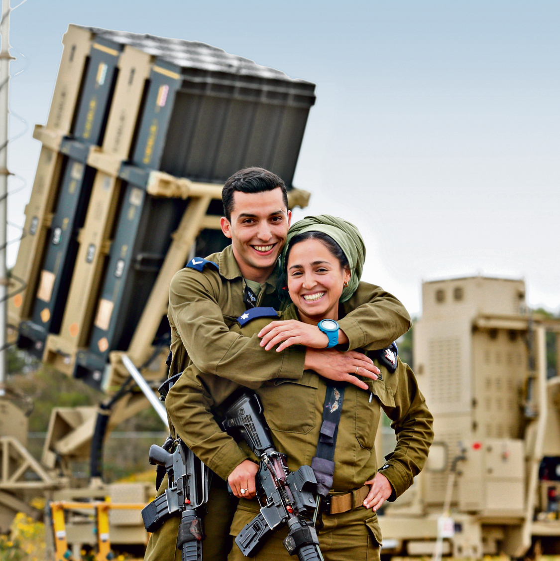 10850967 10851231 rumble.jpg