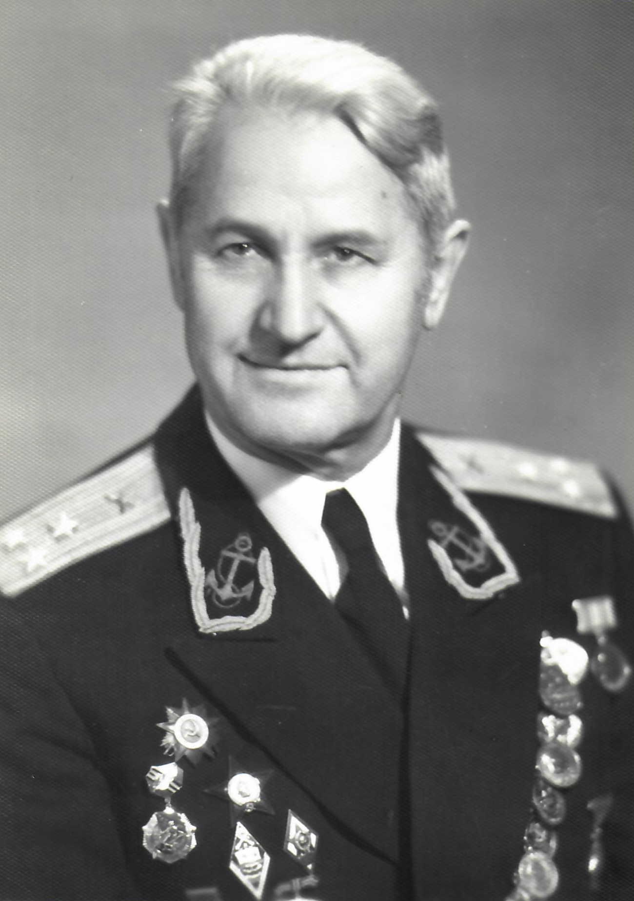 Александр Федосеевич Гнездилов.jpg