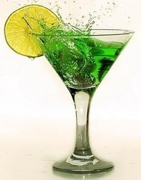 Файл:Мятно-Перечный Мартини (коктейль).jpg