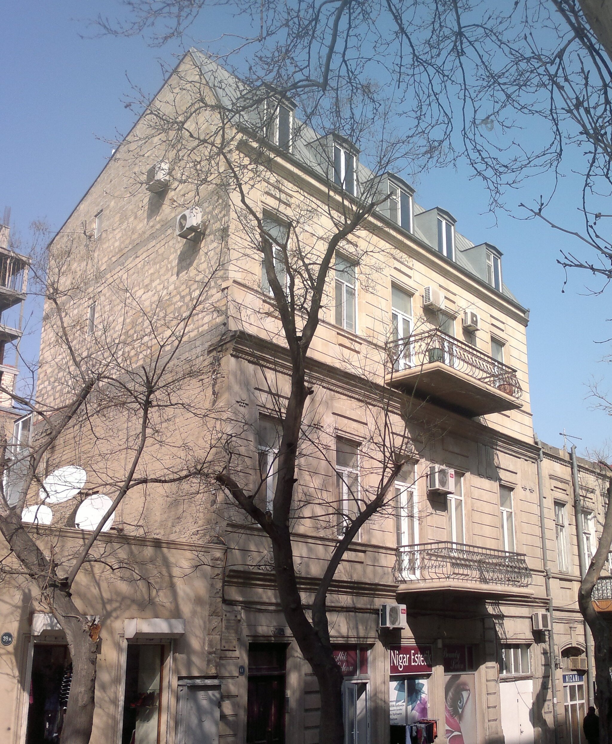 Дом в Баку, в котором проживал Магомаев