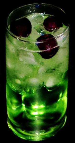 Файл:Астерикс (коктейль).jpg