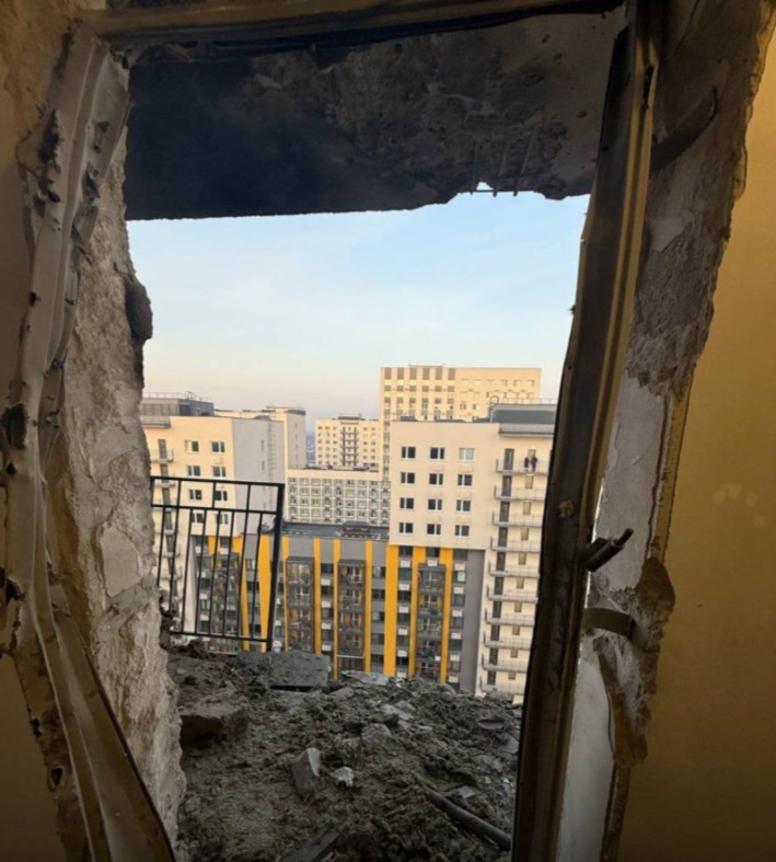 Файл:Последствия удара БПЛА в Видном.jpg