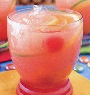 Ураган пунш (коктейль) 2.jpg
