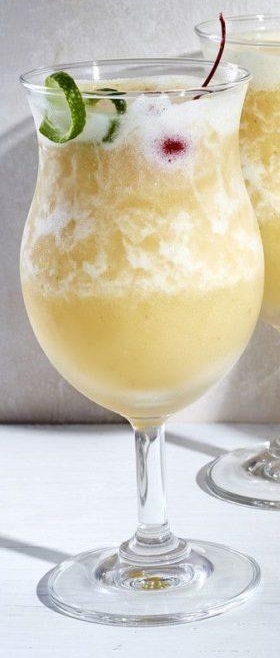 Файл:Банановый Дайкири (коктейль).jpg