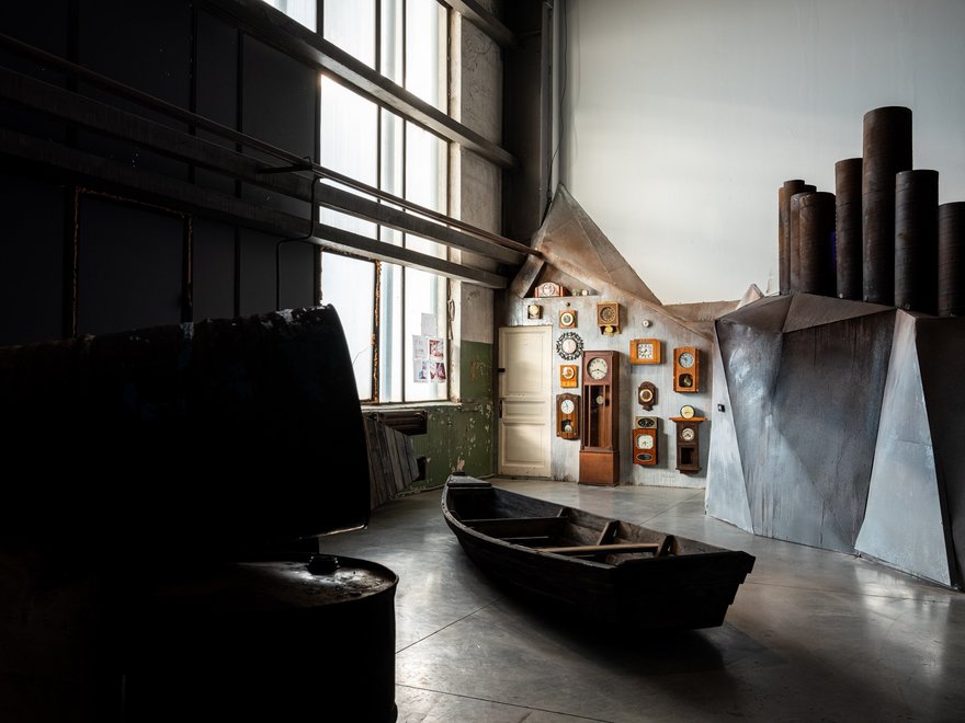 Выставка Балабанов (лодка).jpg