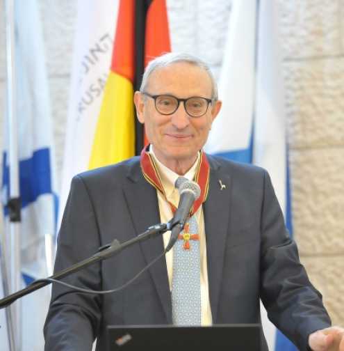 Hu170301 mbs2w 0.jpg