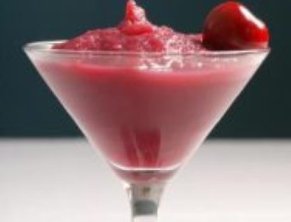 Файл:Взрывная вишня (коктейль).jpg