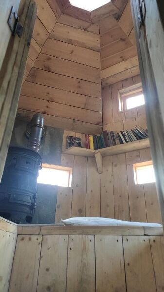 Интерьер одной из библиотек. Библиотека в башне.