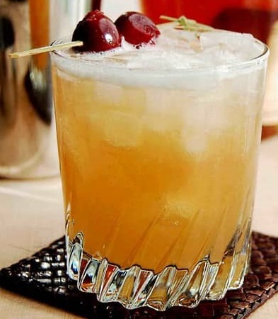 Блюз (коктейль) 1.jpg