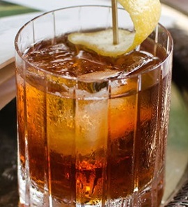 Файл:Коньяк с яблочным соком (коктейль).jpg