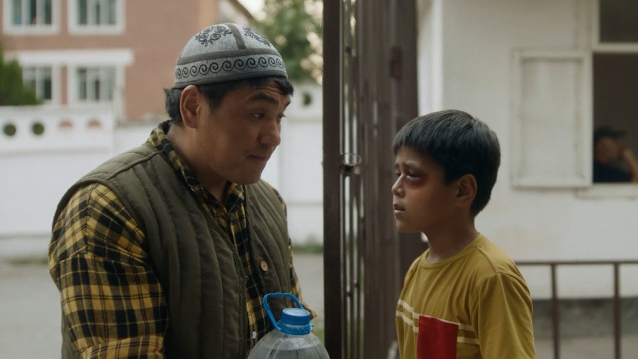 Кадры из фильма «Рай под ногами матерей 2: Письмо матери» (2026)