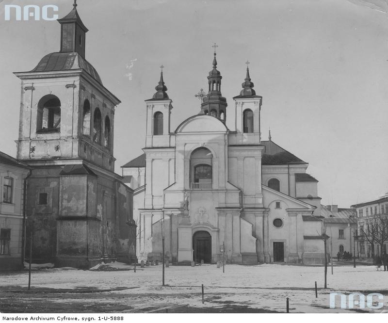 Фарный костел