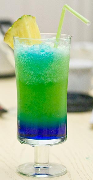 Файл:Дынная лавина (коктейль).jpg