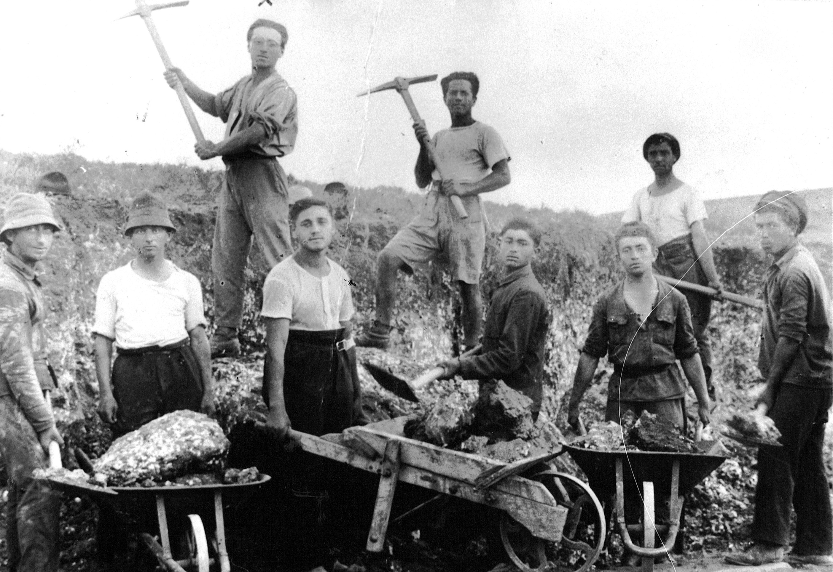 שכונת בורכוב.jpeg