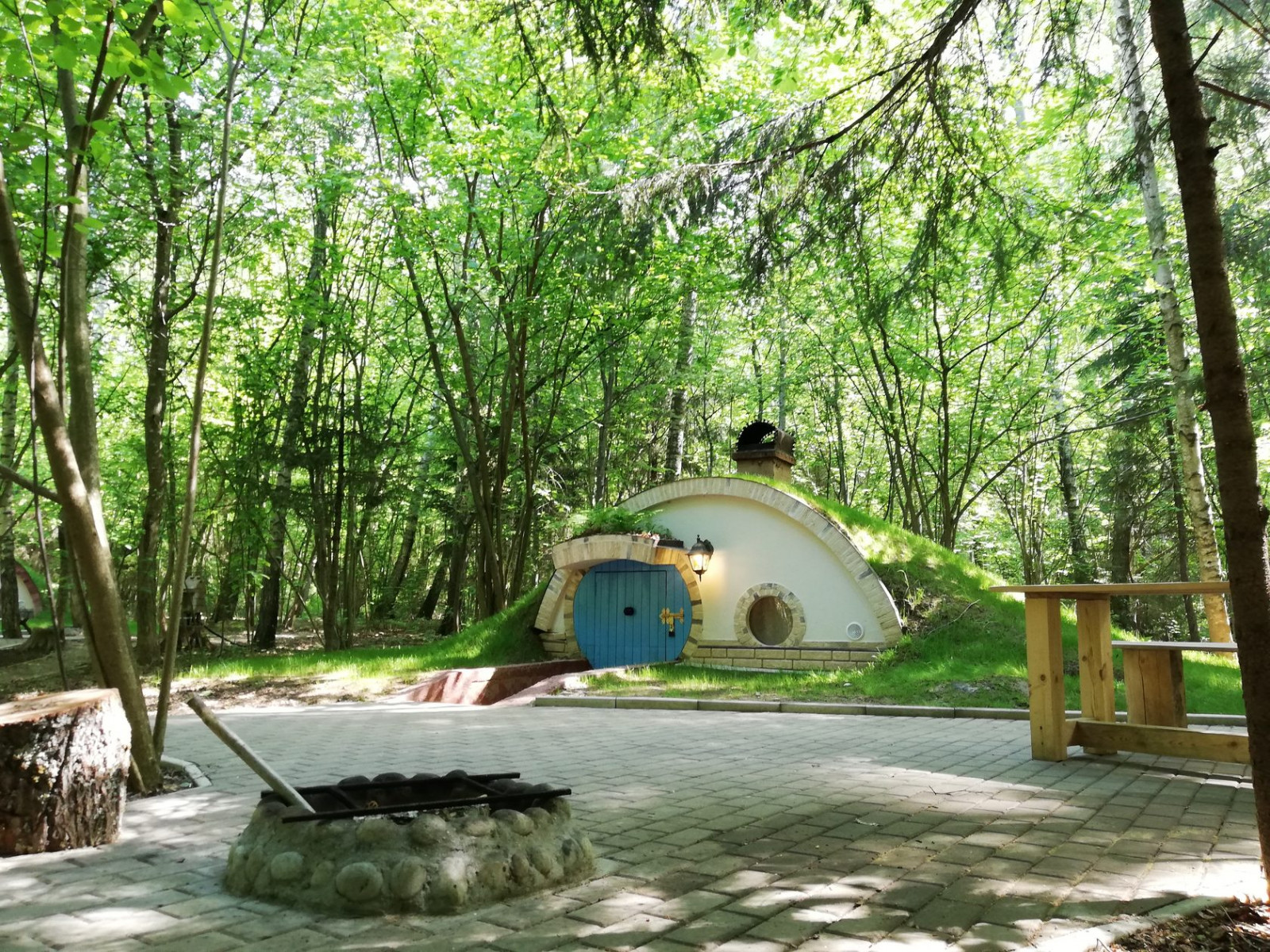 Экоотель «Хоббитлэнд»