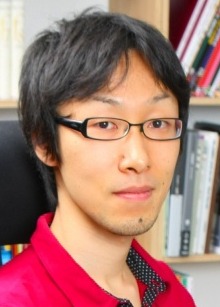 Ясухиро Ёсиура.jpg