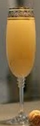 Файл:Абрикосовый Беллини (коктейль).jpg