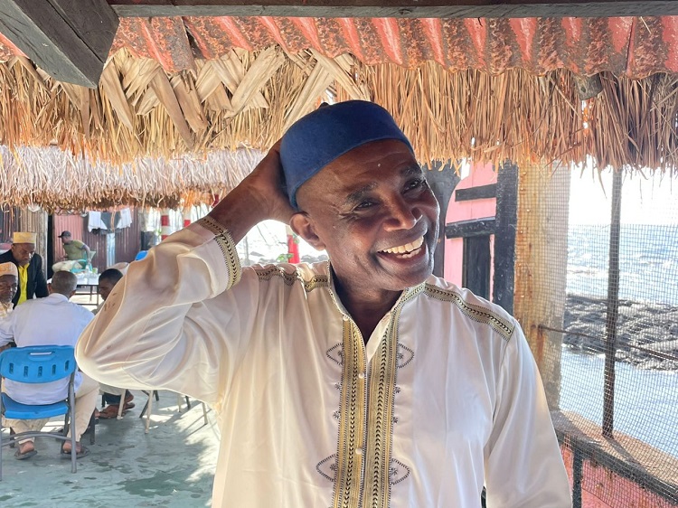 Салим Исса Абдалла, Коморские острова.jpg