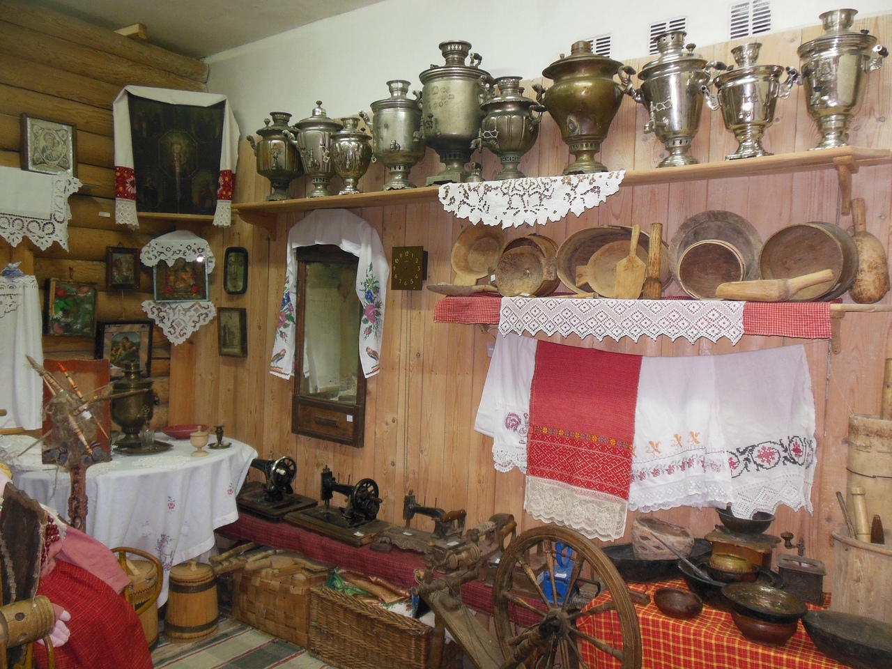 Файл:Опаринский краеведческий музей.jpg