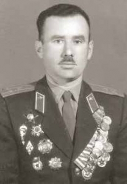 2b91d9852a55922ad540656eca0079e7 L.jpg