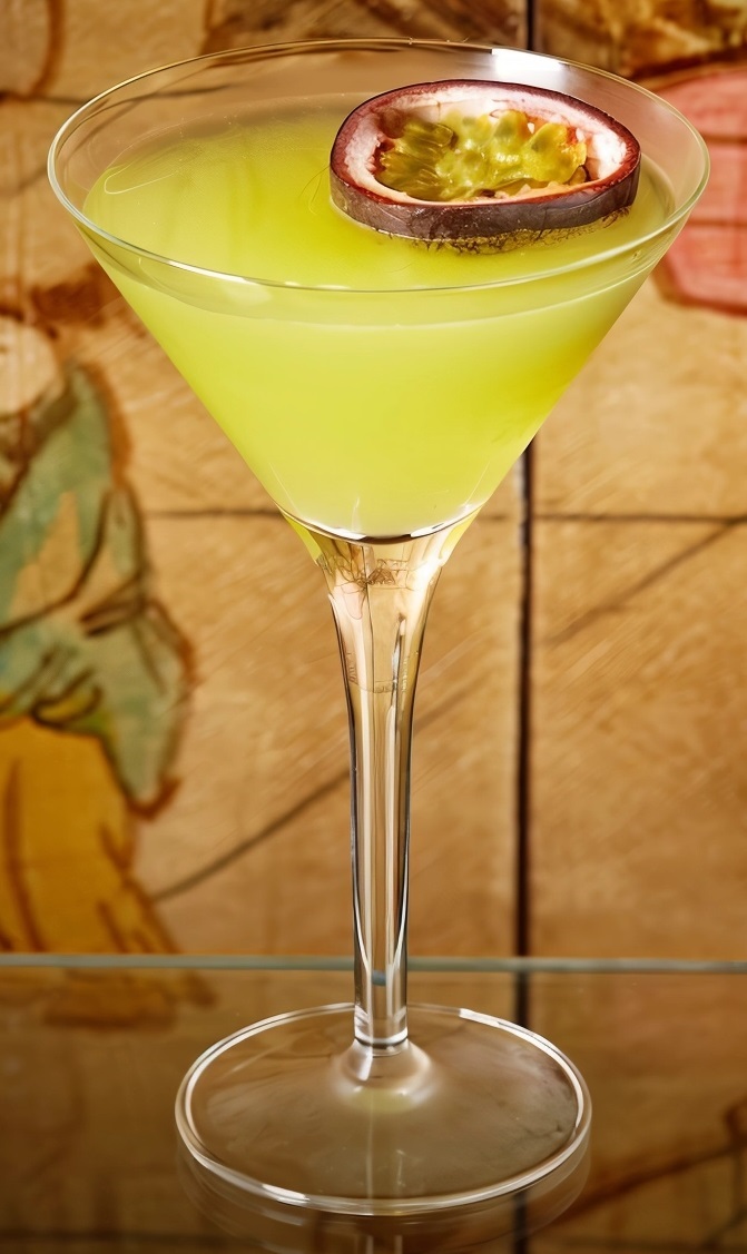 Файл:Экзотик Джин Сауэр (коктейль).jpg