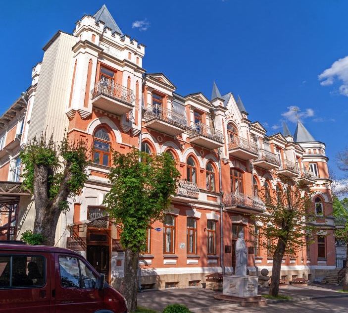 Файл:Кисловодск Мира 19 Здание.jpg