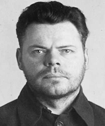 И. Е. Лапшенков