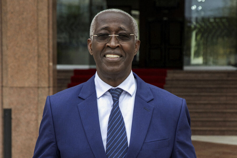 Раймон Ндонг Сима.jpg