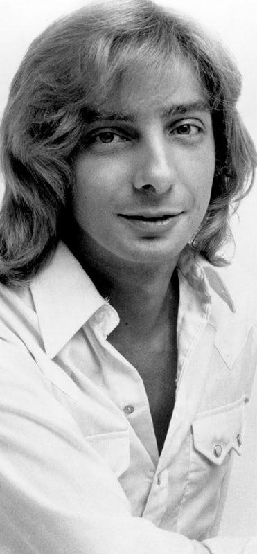 Barry-manilow-plastic-surgery.jpg