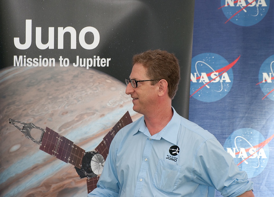 6008460473 989ce801a9 b.jpg