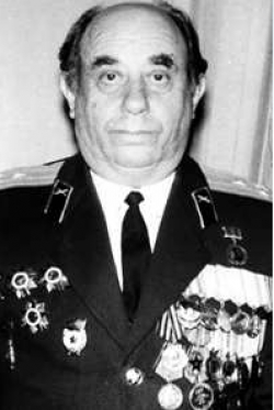 73ea288207e8d120e20bc02dca78719e L.jpg