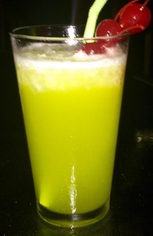 Позеленевший от Зависти (коктейль) 6.jpg