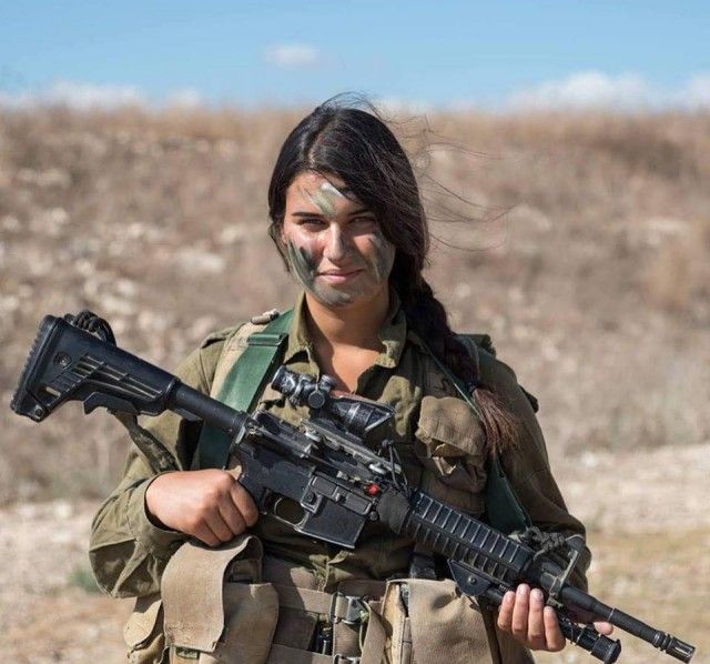 Hot israeli army girls 05.jpg