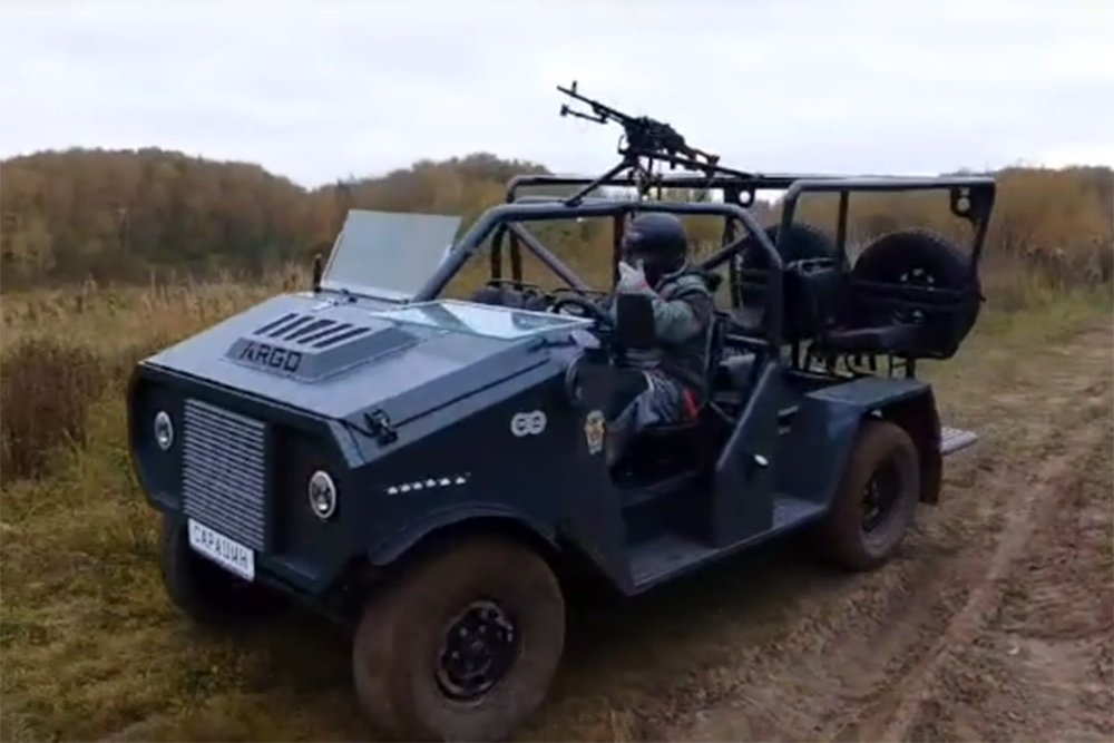 Файл:Вездеход Сарацин.jpg