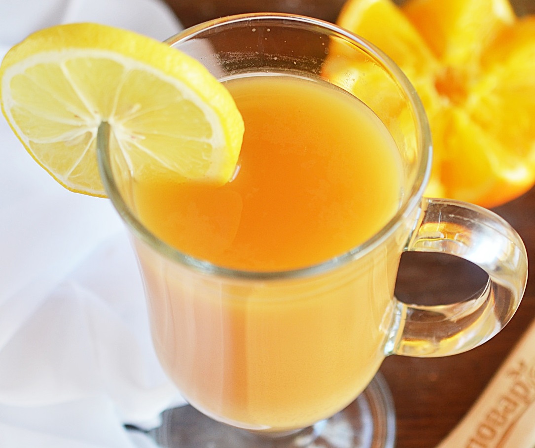 Апельсиновый (коктейль).jpg