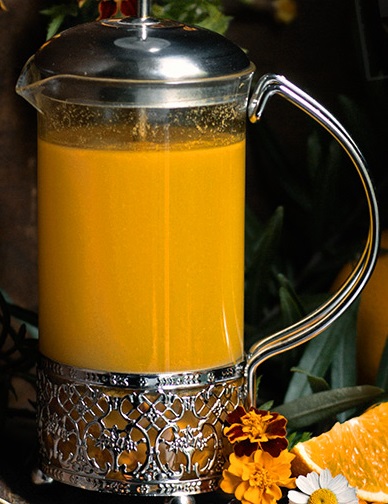 Файл:Облепиховый чай с ликёром Оранчелло (коктейль).jpg