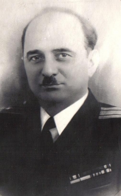 550d4948377bf6f7b418a7e39b30d860 L.jpg