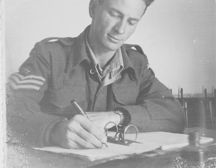 Zvi Mefaked Gush Hanegev.JPG