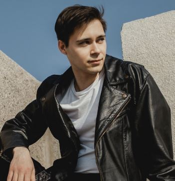 Феликс Умаров.jpg